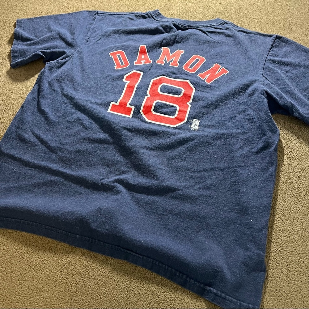 VINTAGE 2004 BOSTON RED SOX JOHNNY DAMON 18 GEAR FOR SPORTS LARGE T-SHIRT
